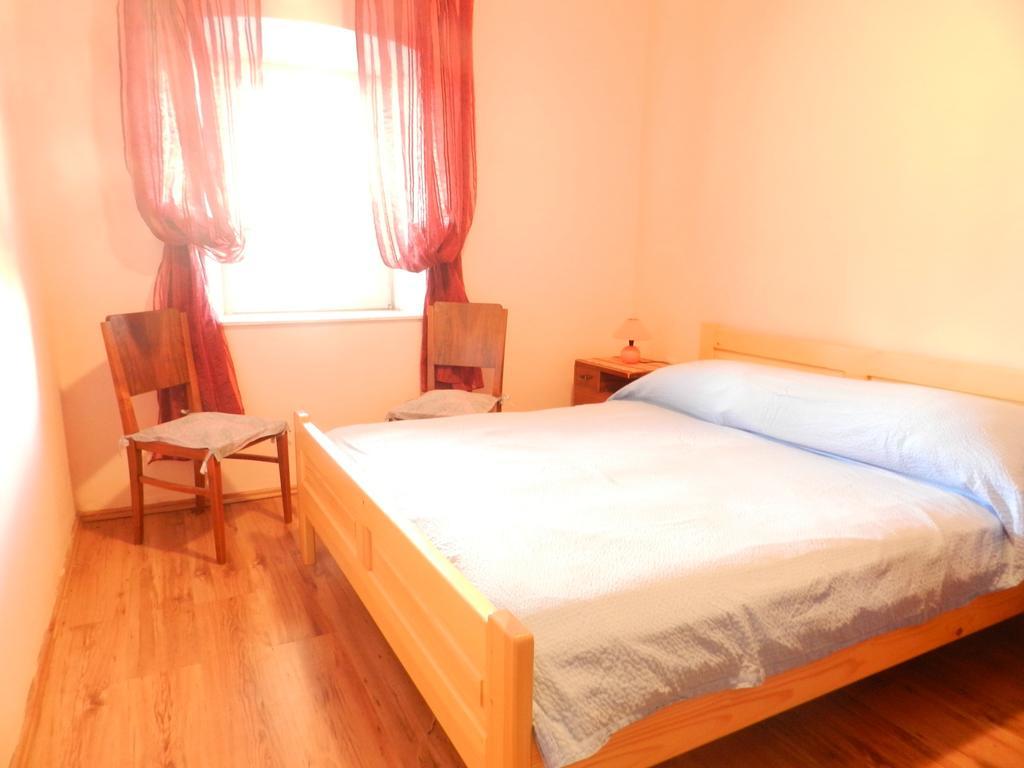 Apartment Deni Lumbarda Chambre photo